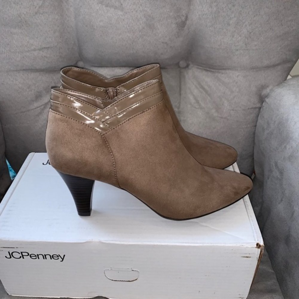 East 5th Stiletto Heel Booties Memory Foam Size 9.5 - Picture 3 of 8
